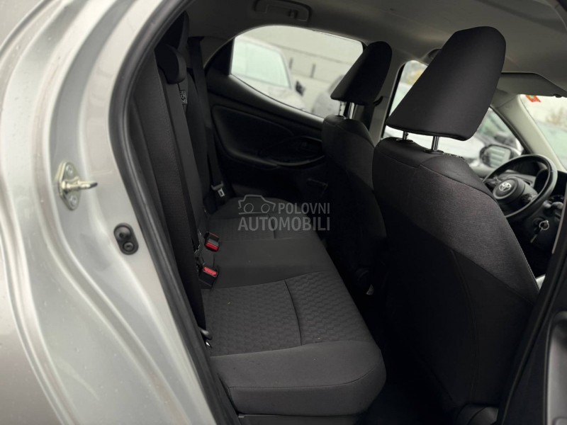 Toyota Yaris 1.5/Hibrid/Auto