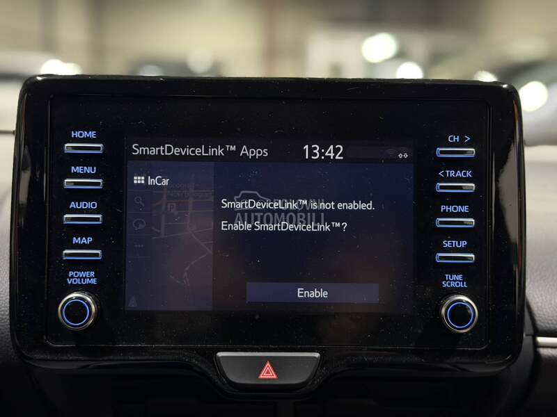 Toyota Yaris 1.5/Hibrid/Auto