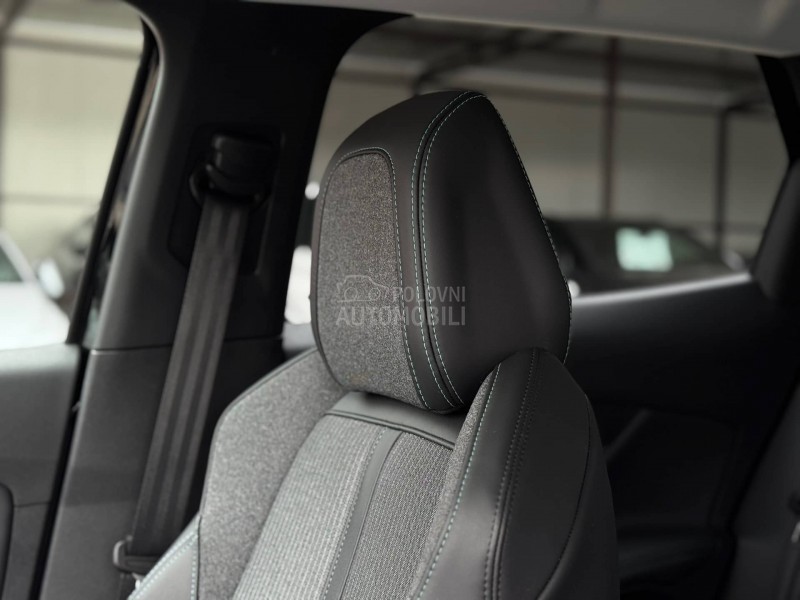 Peugeot 3008 ALLURE/1.5D/Kamera