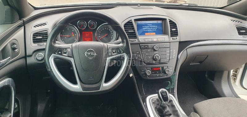 Opel Insignia 2.0