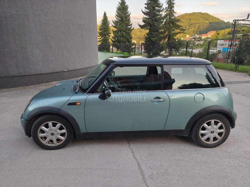 MINI Cooper 