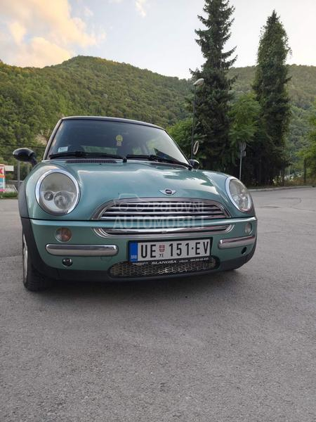 MINI Cooper 