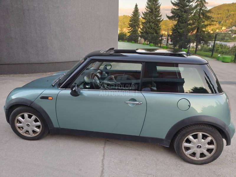 MINI Cooper 