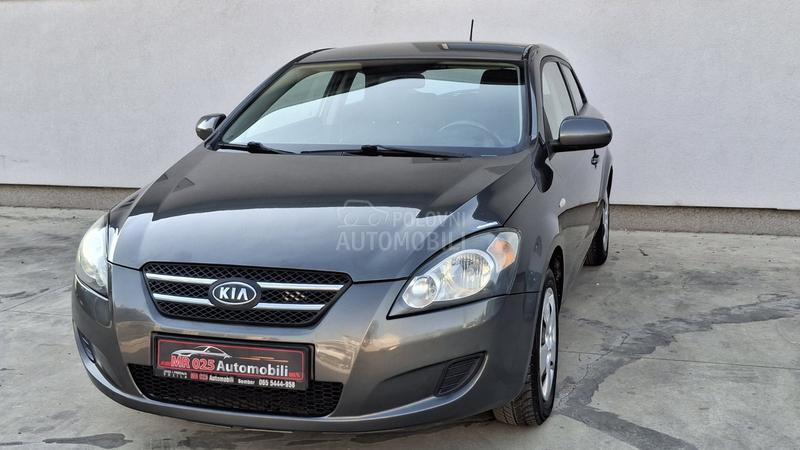 Kia cee`d 1.4 LX Fresh