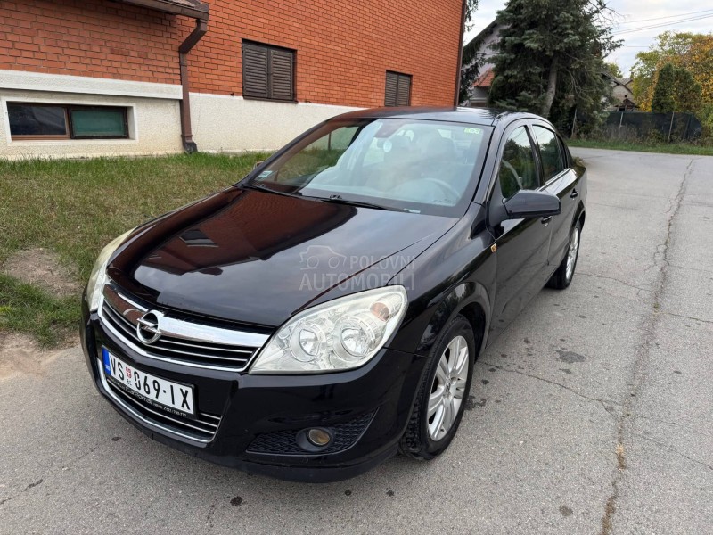 Opel Astra H 1,6b PREP0RUKA