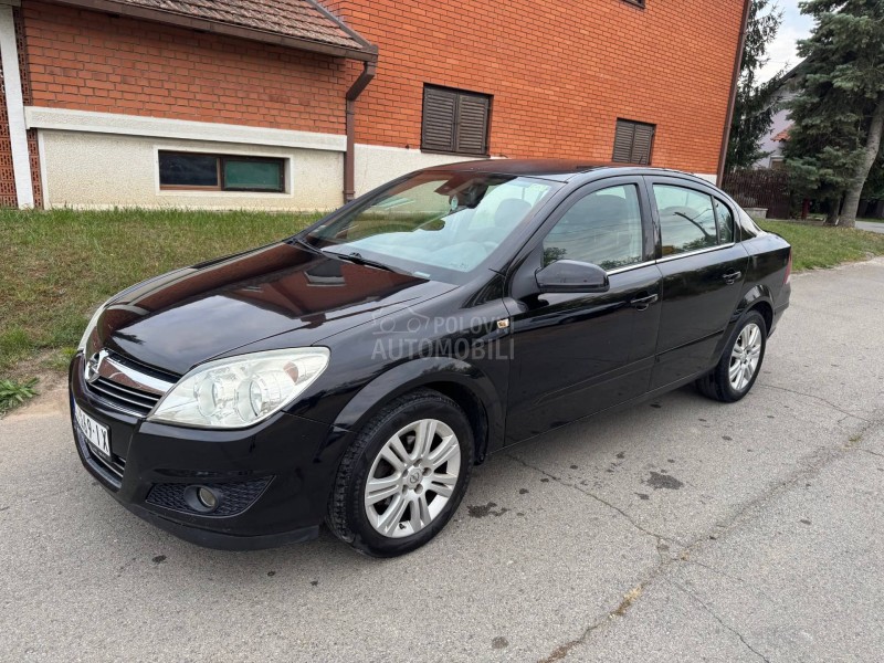 Opel Astra H 1,6b PREP0RUKA