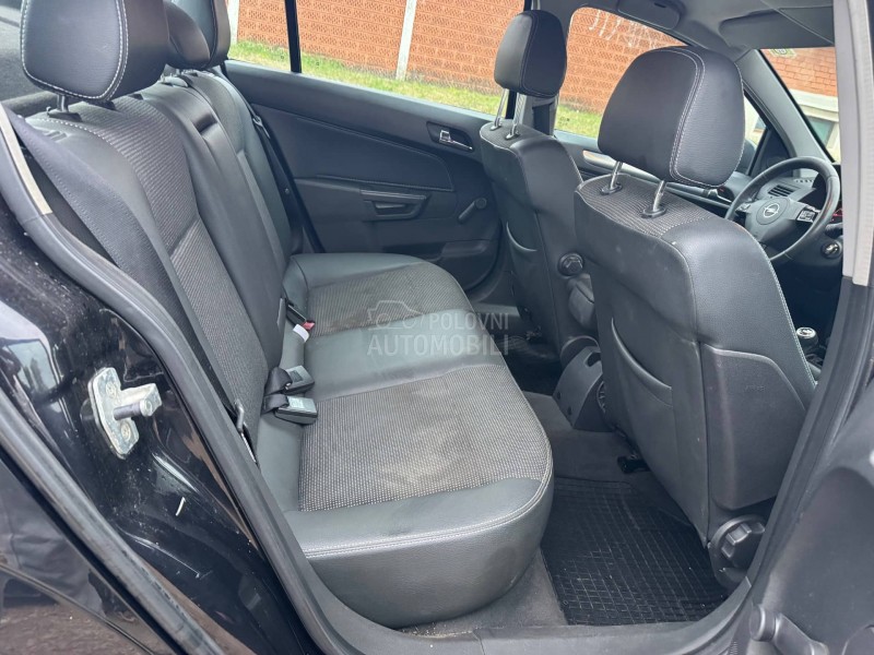 Opel Astra H 1,6b PREP0RUKA
