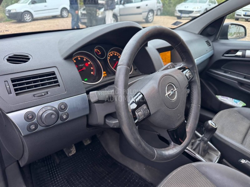 Opel Astra H 1,6b PREP0RUKA