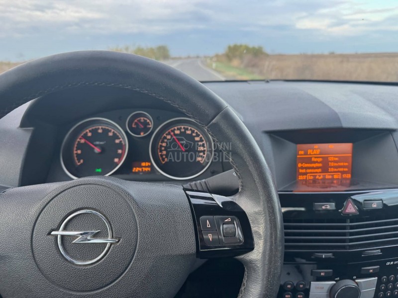 Opel Astra H 1,6b PREP0RUKA