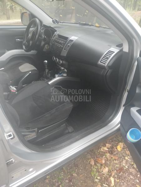 Mitsubishi Outlander 2.0