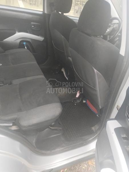 Mitsubishi Outlander 2.0