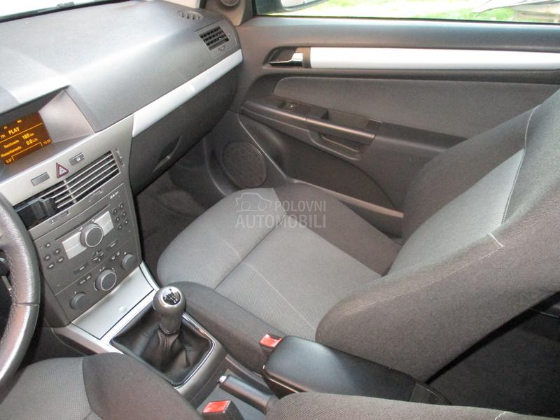 Opel Astra H GTC / Excellent