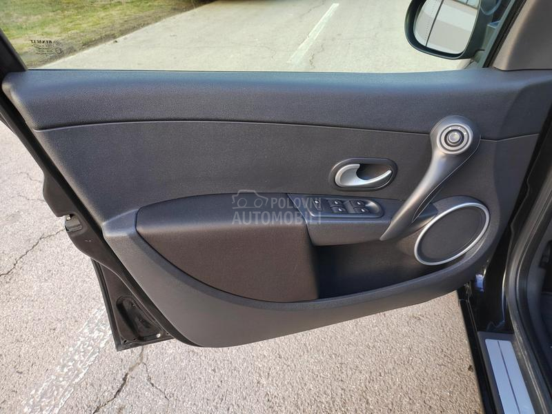 Renault Clio 1,2i 2010g /OČUVAN/