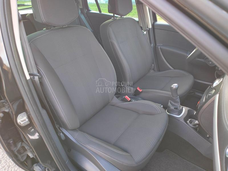 Renault Clio 1,2i 2010g /OČUVAN/