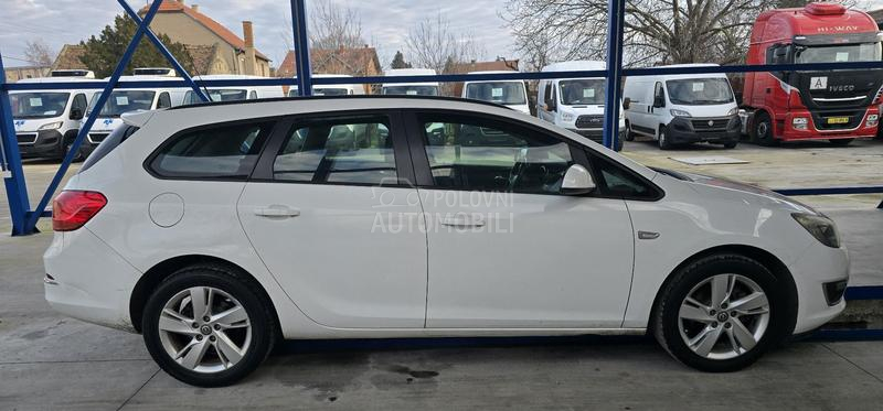 Opel Astra J 1.7cdti  N1