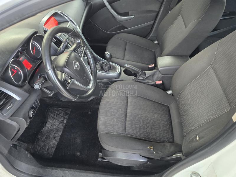 Opel Astra J 1.7cdti  N1