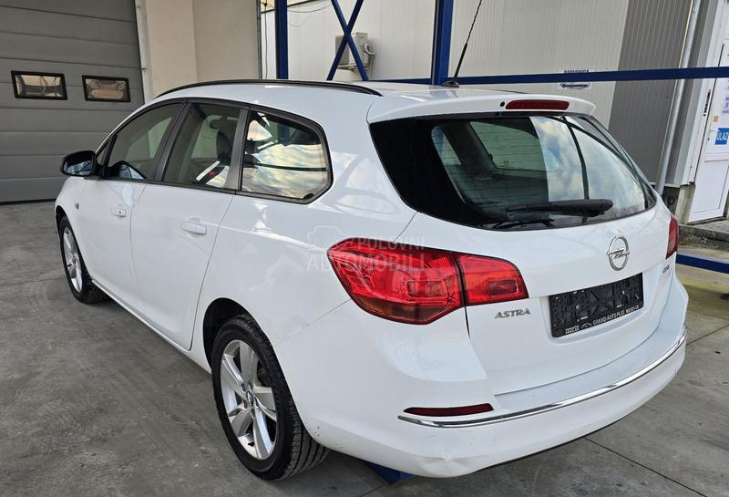 Opel Astra J 1.7cdti  N1