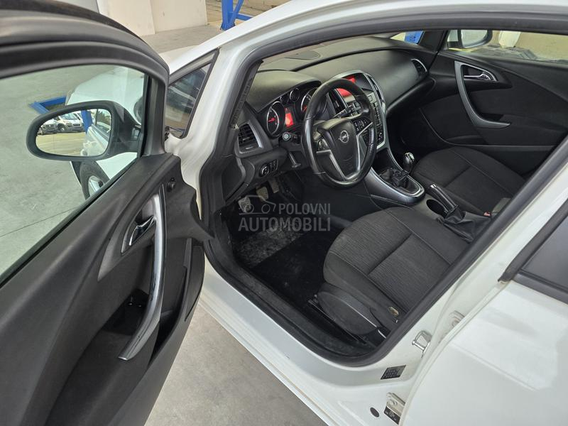 Opel Astra J 1.7cdti  N1
