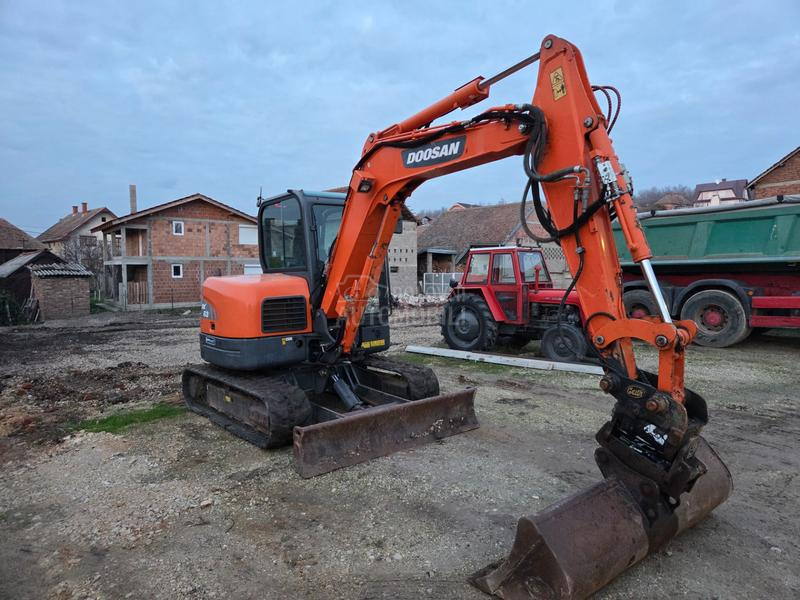 Doosan DX 63  TOP STANJE