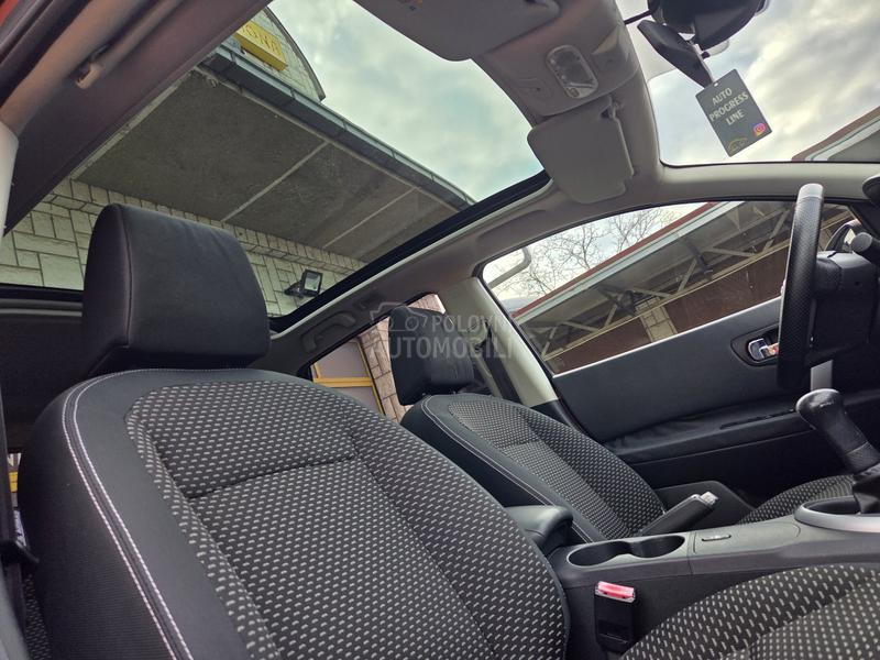 Nissan Qashqai 1.6B/NAV/PANO/SER