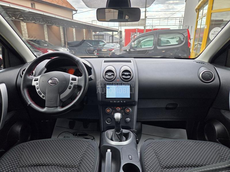 Nissan Qashqai 1.6B/NAV/PANO/SER