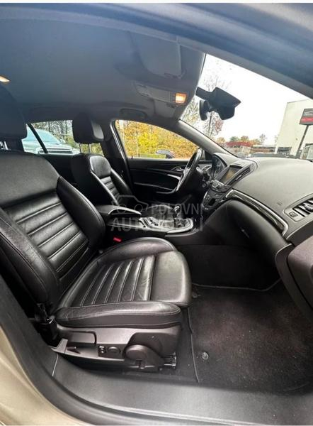 Opel Insignia Cosmo facelift