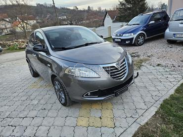 Lancia Ypsilon 0.9