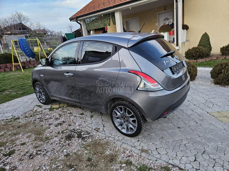 Lancia Ypsilon 0.9