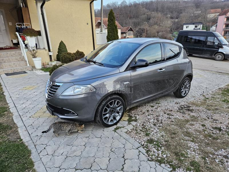 Lancia Ypsilon 0.9