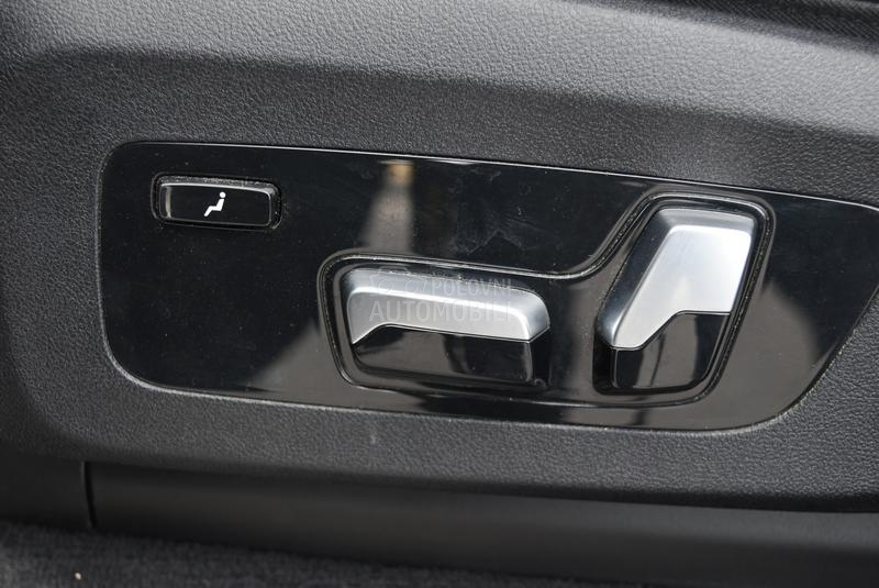 BMW X7 30d xDrive M paket