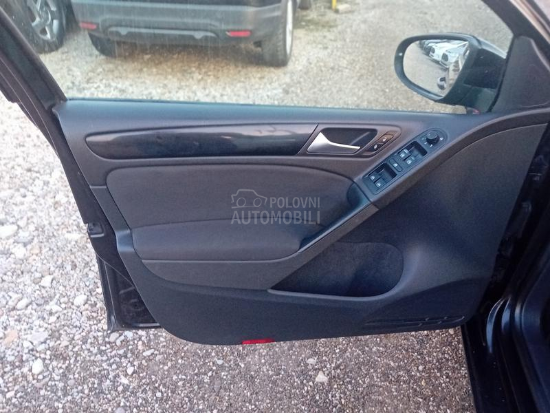 Volkswagen Golf 6 1.6 8V TNG