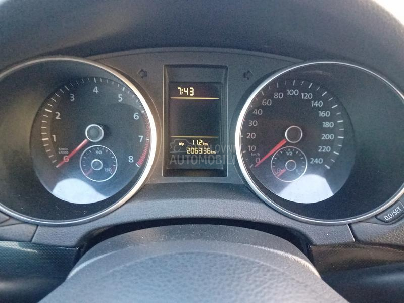 Volkswagen Golf 6 1.6 8V TNG