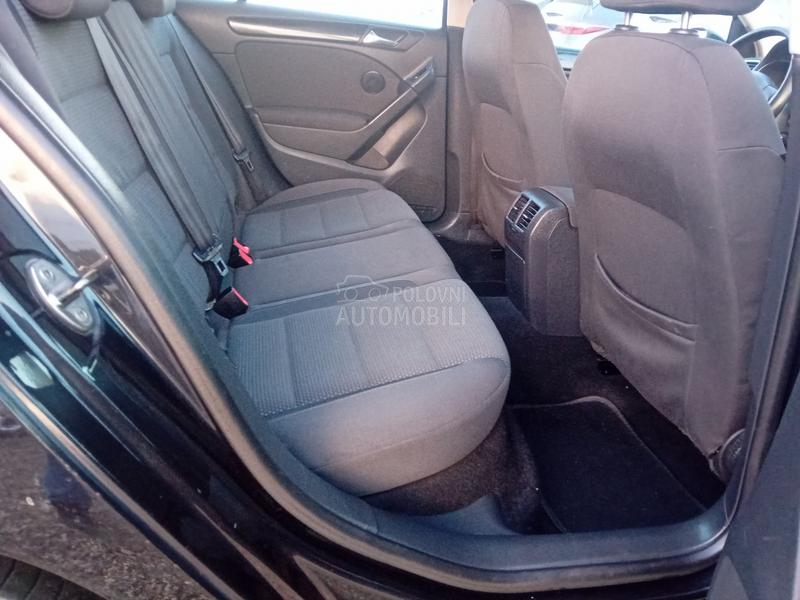 Volkswagen Golf 6 1.6 8V TNG