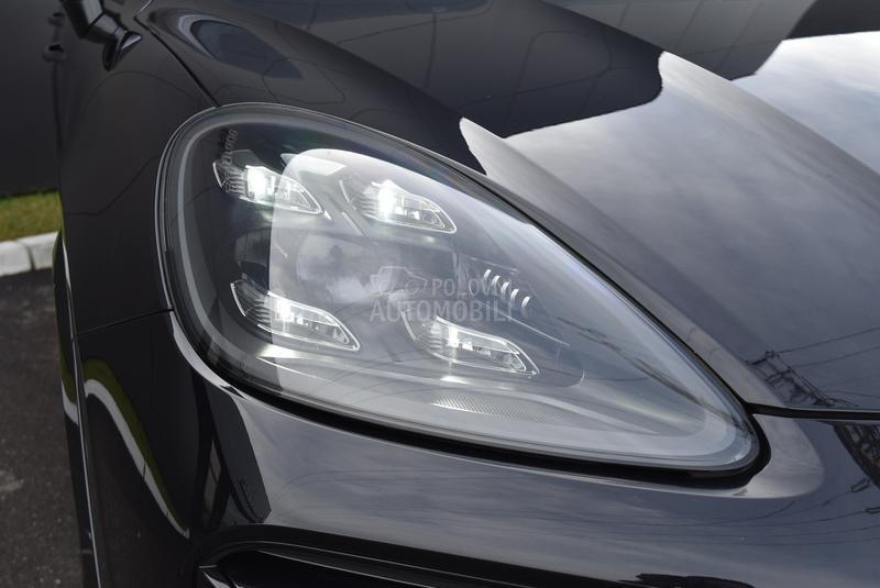 Porsche Cayenne Turbo