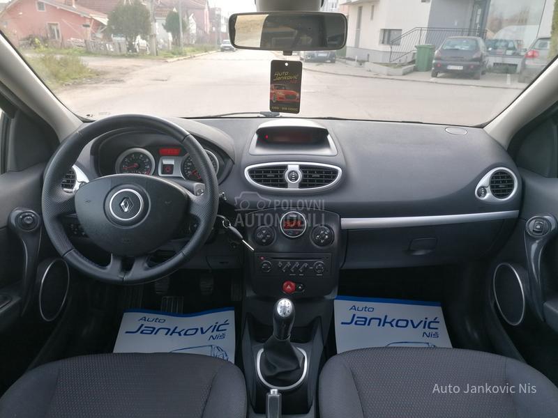 Renault Clio 1.4i EXPRESSION CH
