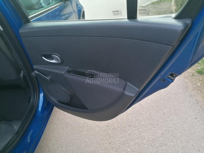 Renault Clio 1.4i EXPRESSION CH