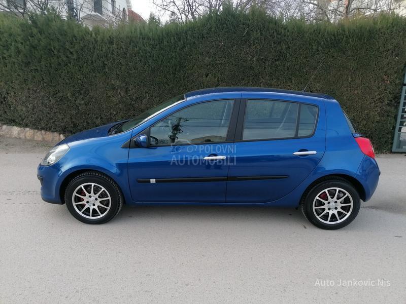 Renault Clio 1.4i EXPRESSION CH