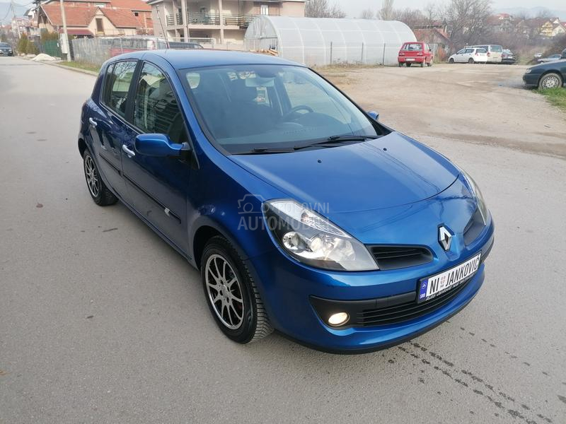 Renault Clio 1.4i EXPRESSION CH