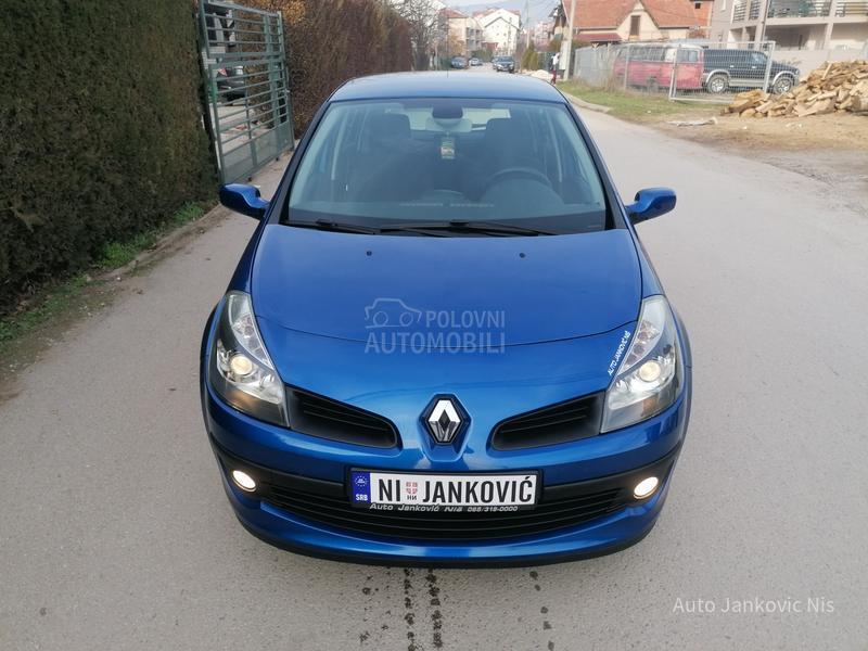 Renault Clio 1.4i EXPRESSION CH