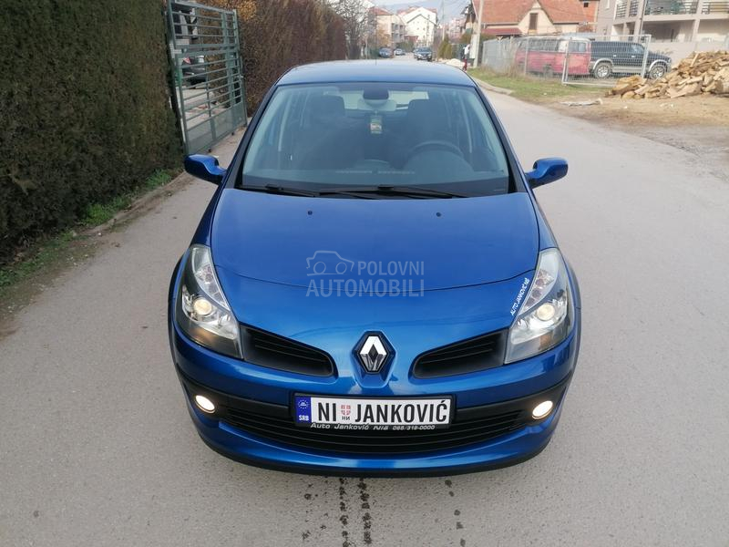Renault Clio 1.4i EXPRESSION CH