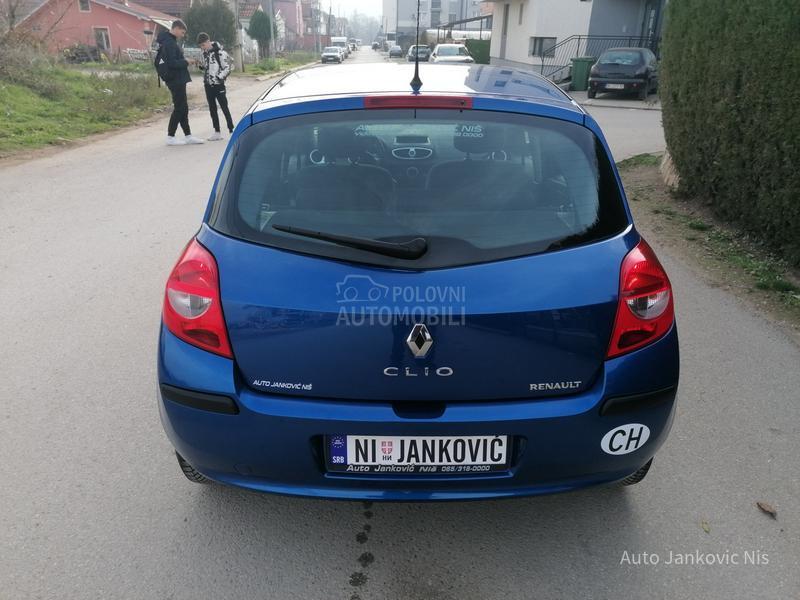 Renault Clio 1.4i EXPRESSION CH