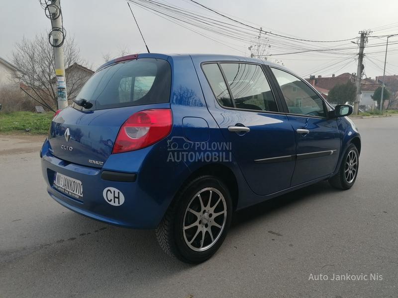 Renault Clio 1.4i EXPRESSION CH