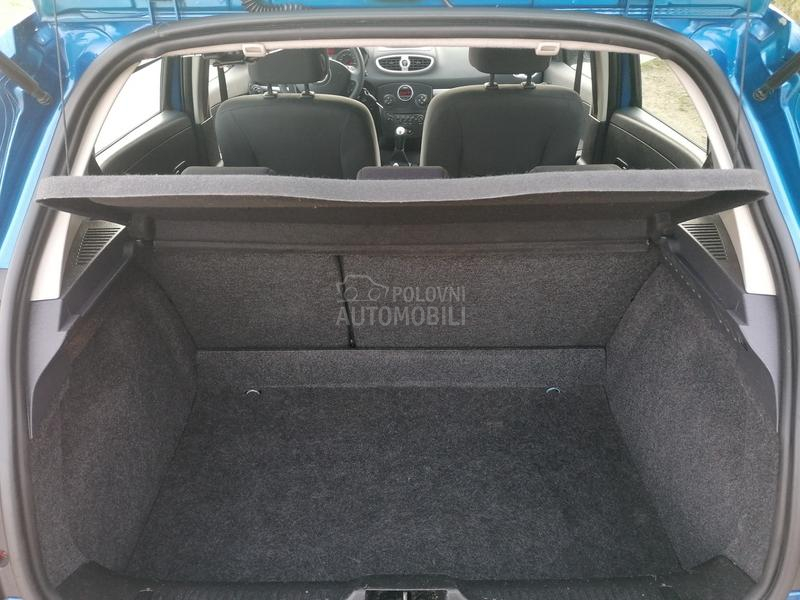 Renault Clio 1.4i EXPRESSION CH