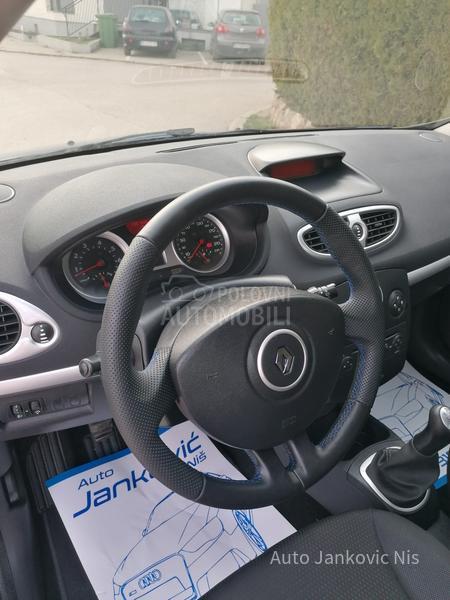 Renault Clio 1.4i EXPRESSION CH