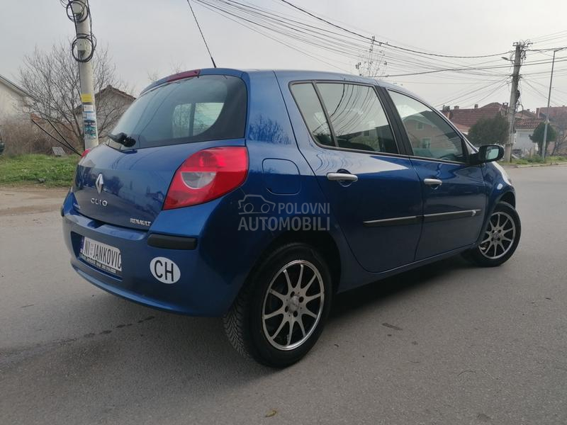 Renault Clio 1.4i EXPRESSION CH
