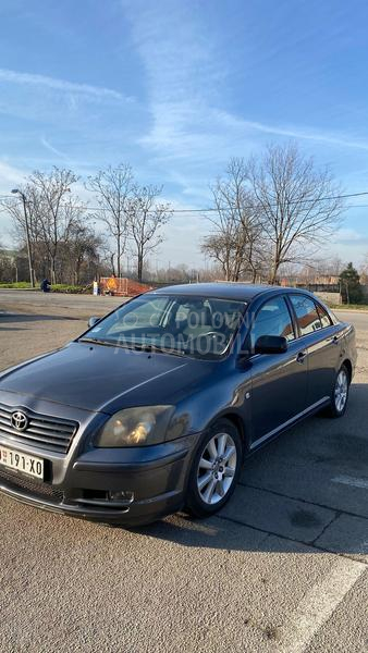 Toyota Avensis 