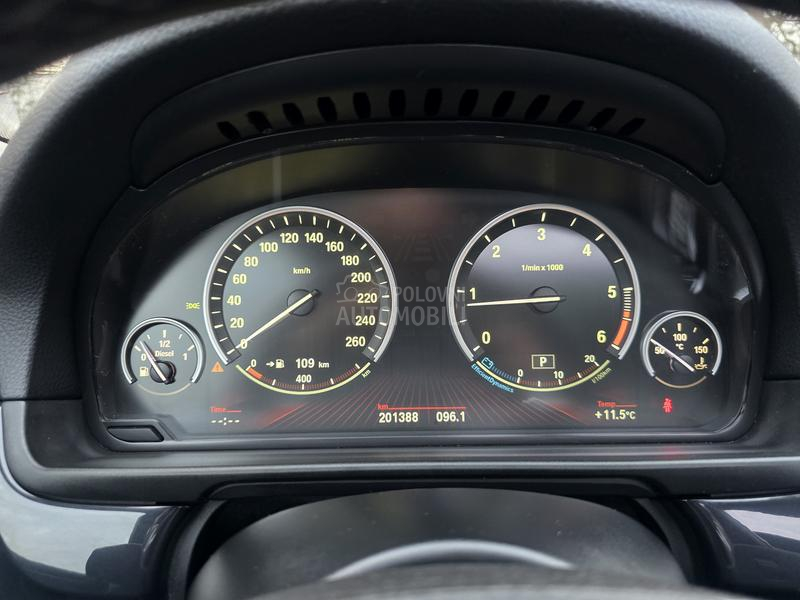 BMW 525 2.0D AUTOM PANO