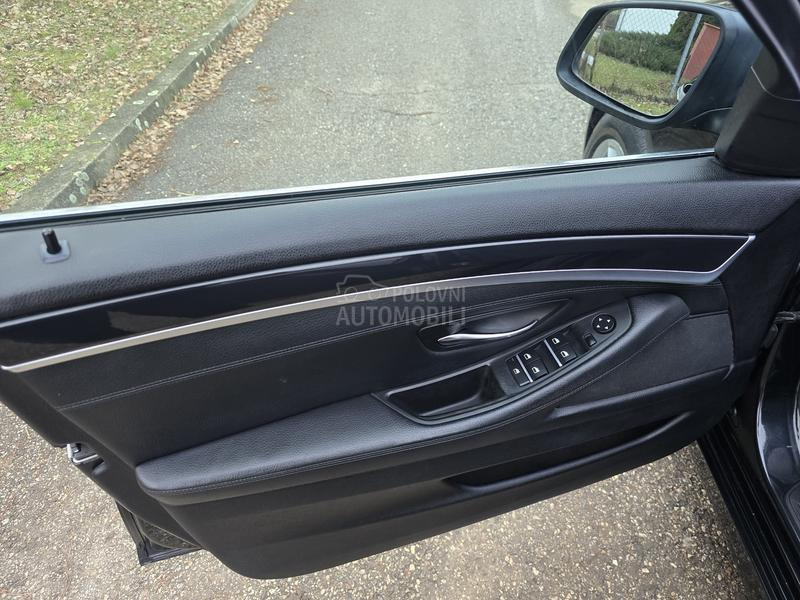 BMW 525 2.0D AUTOM PANO