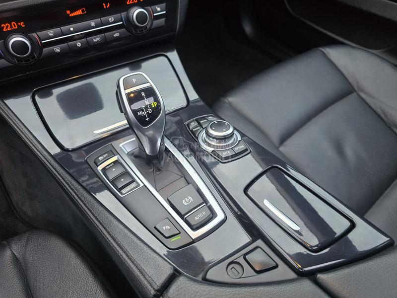 BMW 525 2.0D AUTOM PANO