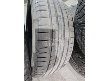Pirelli 245/40 R19 Letnja